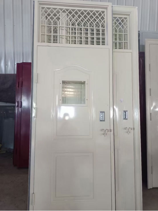 未央学校教室门 未央学校教室门