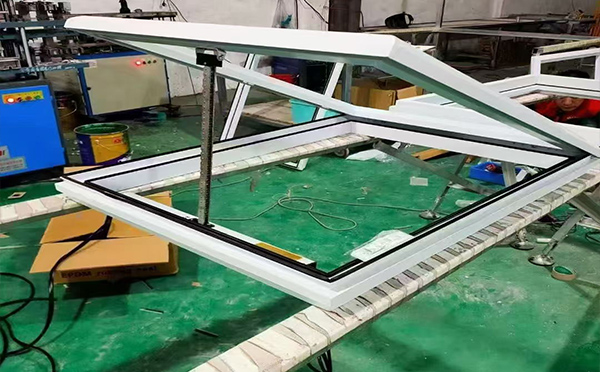 某地下车库出入口未央排烟窗配置工程 某地下车库出入口未央排烟窗配置工程